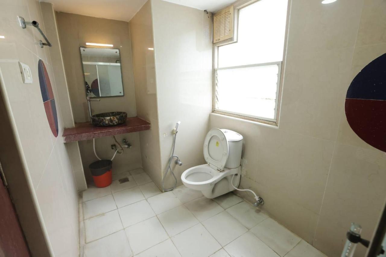 Goldmine Hotels Chennai Extérieur photo